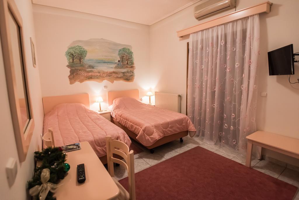 Hotel Artemis Karpenísion Camera foto